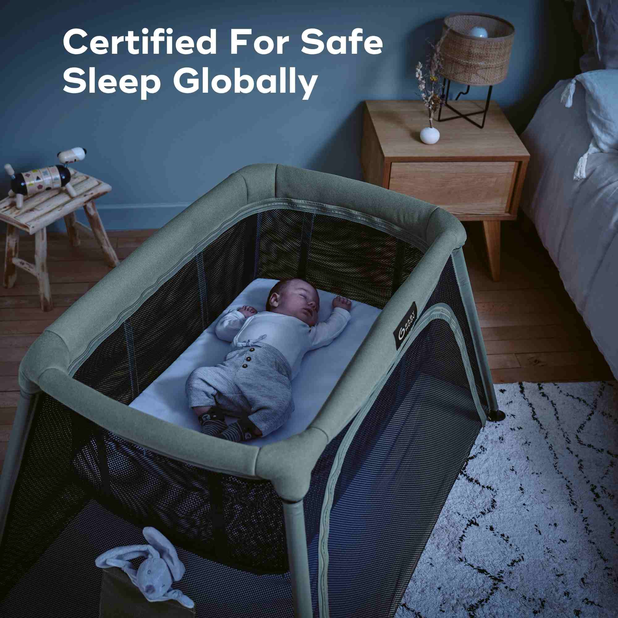 *OPEN BOX* Moov and Comfy 3-in-1 Travel Crib and Playard (Copy)