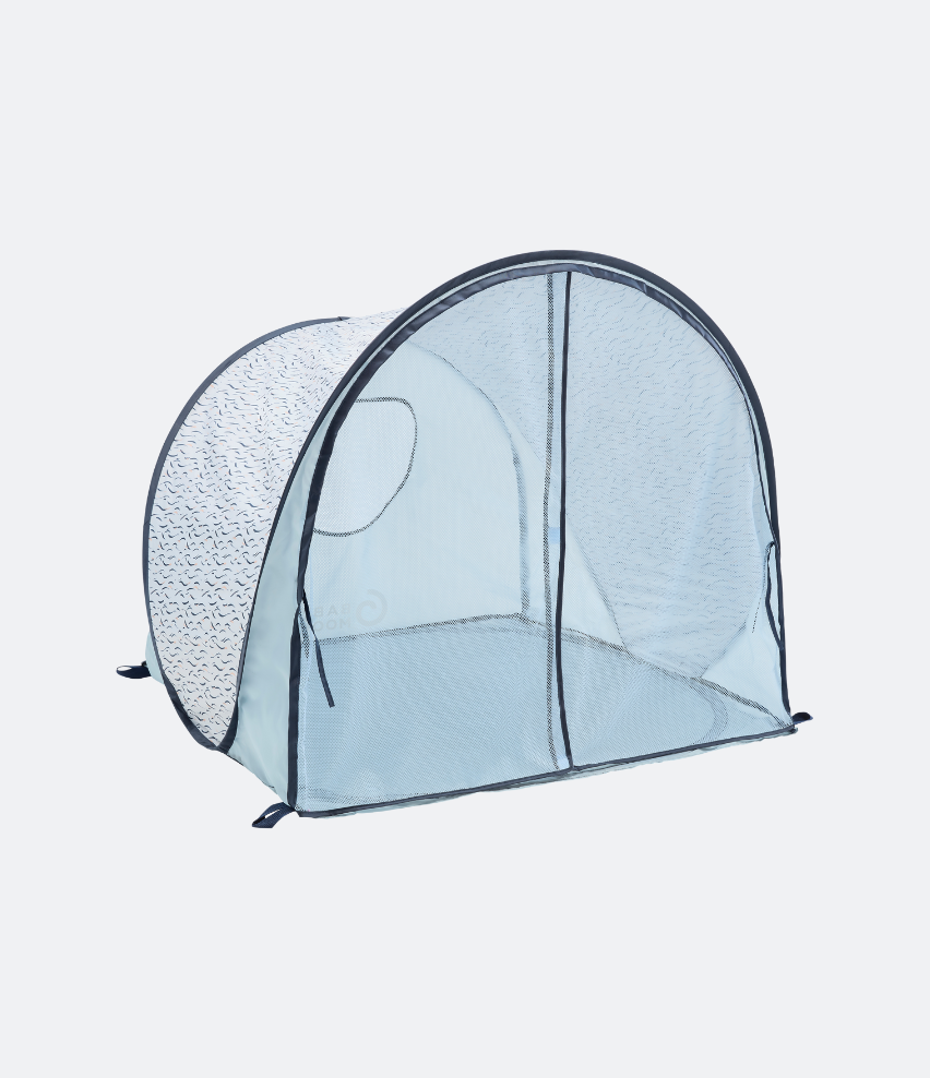 Babymoov Anti UV tent, a must-have with baby at the beach!