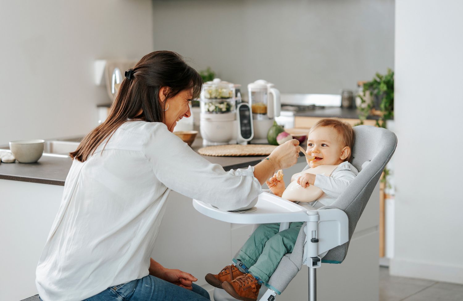 7 Benefits of using a Baby Food Steamer & Blender for Weaning