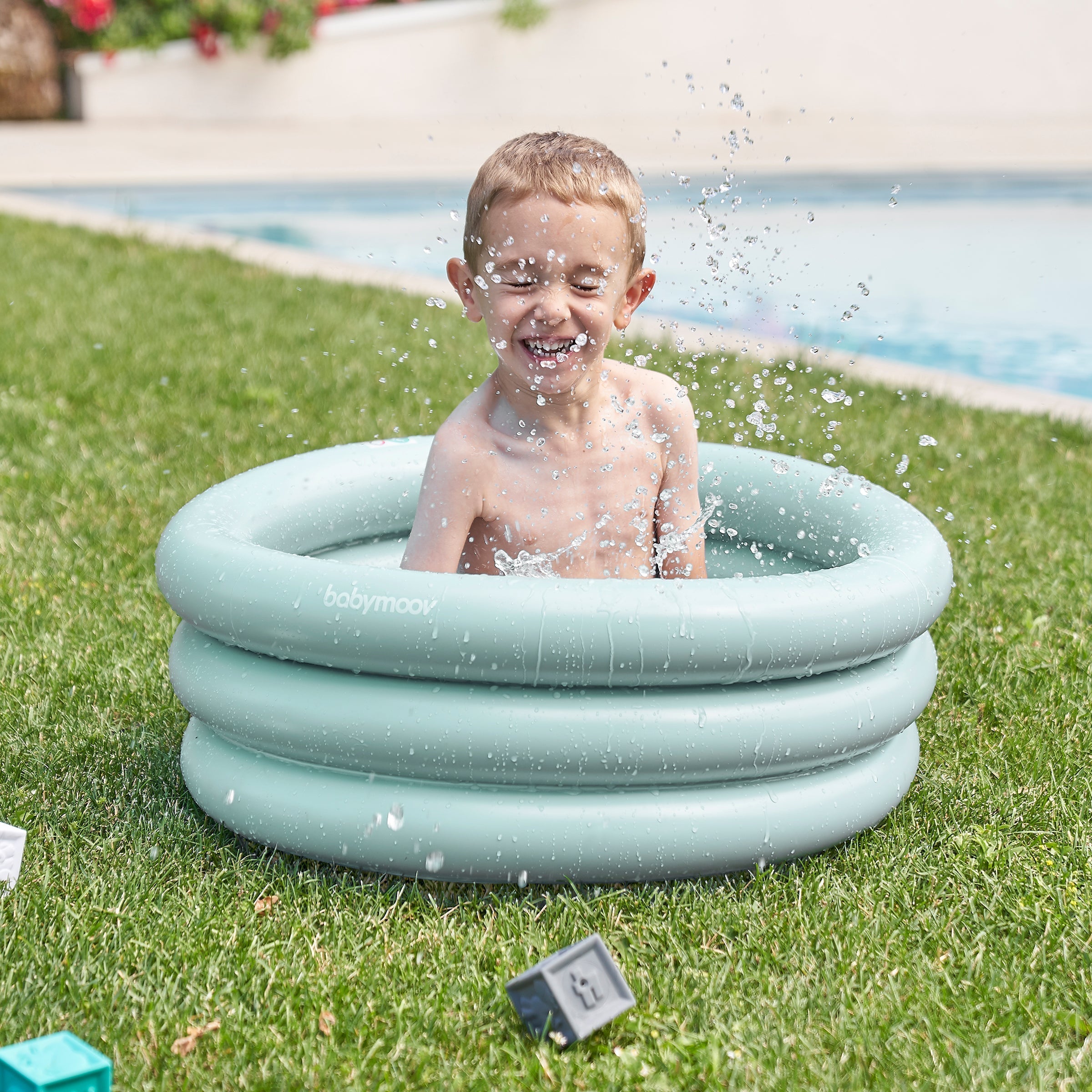 Aquadots Inflatable Travel Baby Bath and Paddling Pool 0+ I Babymoov