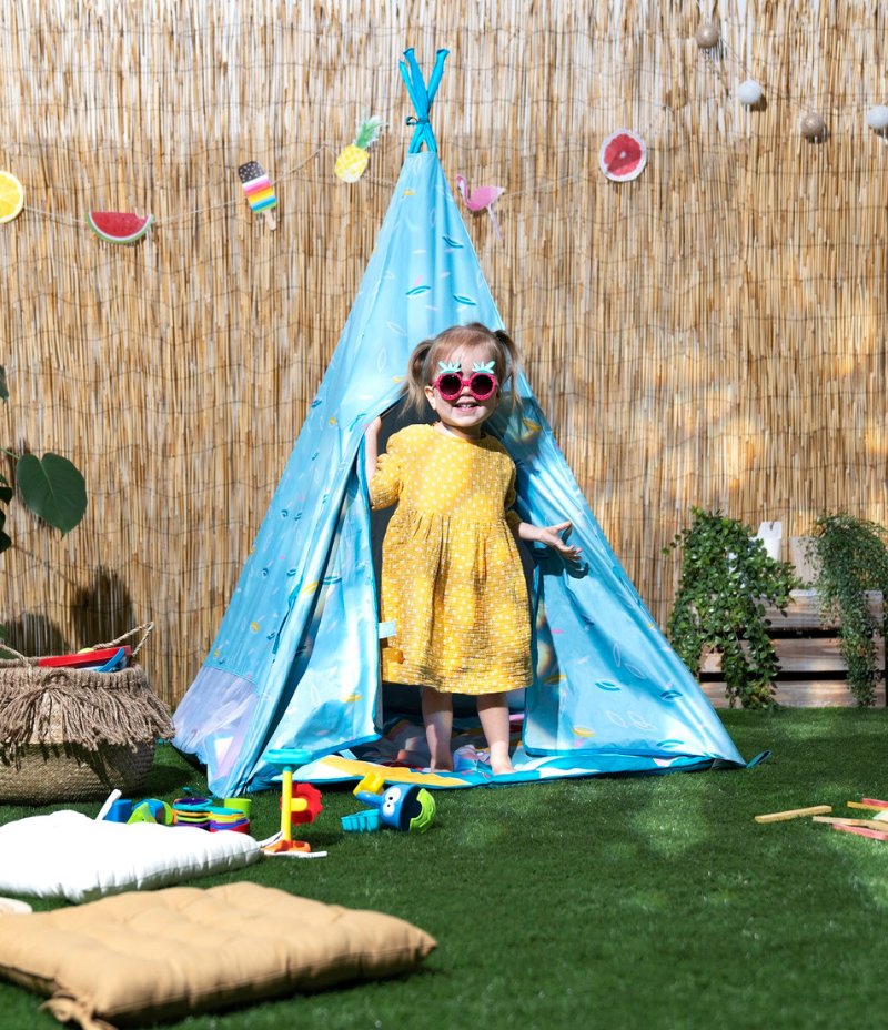 Indoor Outdoor Play Tent